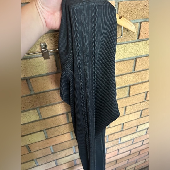 NWT OFFLINE By Aerie Seamless Cable High Waisted Legging 7/8 Size Small - Picture 6 of 7